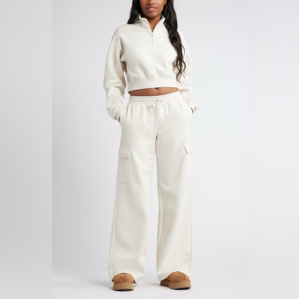 BP Cargo Wide Leg Sweatpants - Picture 6 of 6